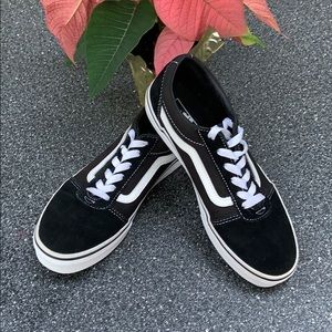 Black vans